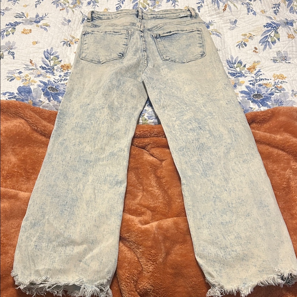 Distressed Light Blue Jeans - Picture 6 of 9